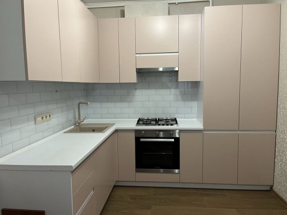 Продам 1 к квартиру в центрі Борисполя вул Киіївський шлях  102 Борисполь