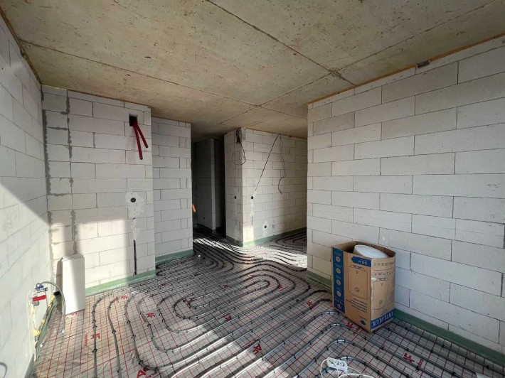 1-кімнатна квартира з чорновим ремонтом | Зданий ЖК - фото 1