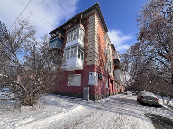 Продам 3 кімнатну квартиру в центрі ДНС - фото 1