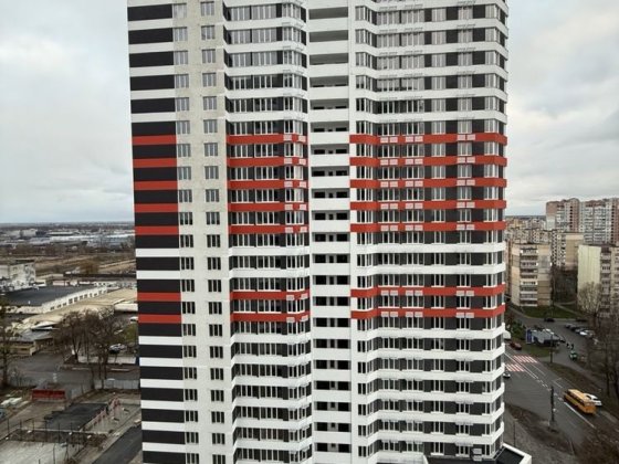 6й поверх Продам квартиру,вул. С. Петлюри 28 3й буд. Бровары