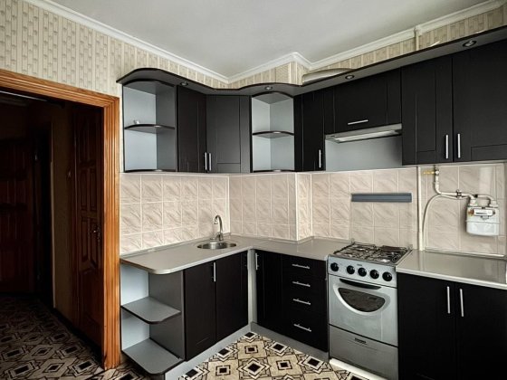 Продам 3 кімн. квартиру 4 мікр. Біла Церква