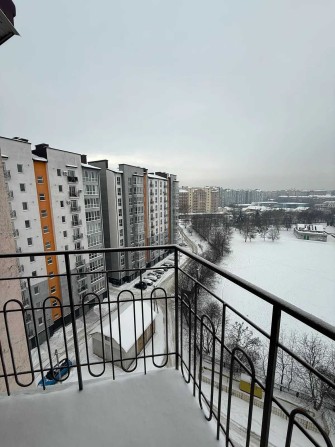 Продається світла та простора 3-кімнатна квартира, 98м у новобудові. - фото 1