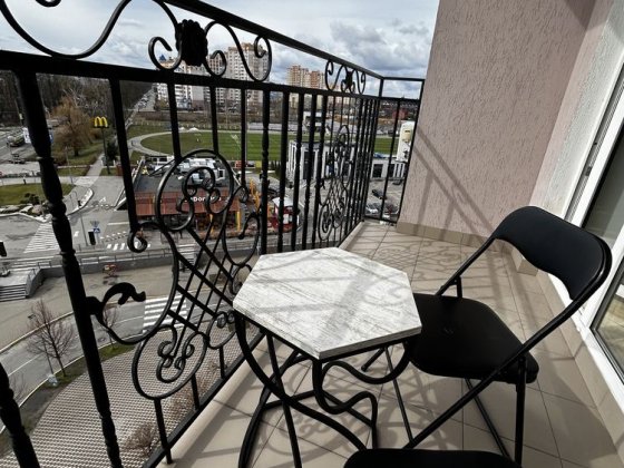 Дуже терміновий продаж квартири з гарним ремонтом! Балкон! Центр міста Буча