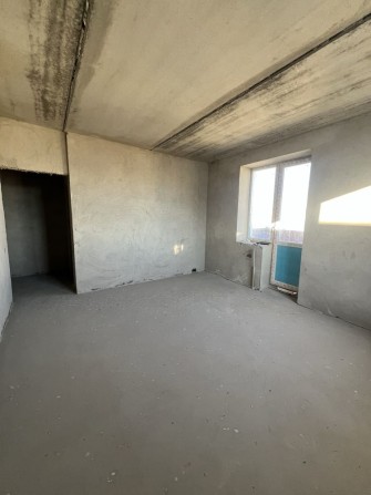 Велика 1к квартира в зданому будинку з газом - фото 1