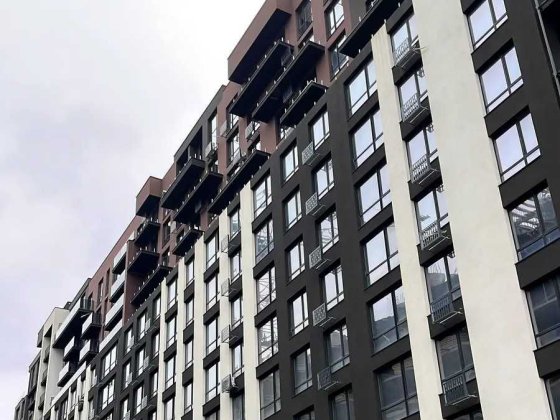 Продаж видової однокімнатної квартири Івано-Франківськ