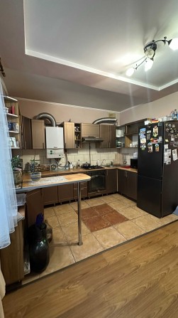 Продаєть двохстороння квартира район Пасічна - фото 1