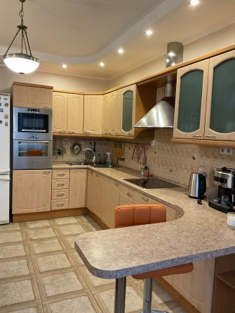 М. Лагунової 18б продаж затишної трикімнатної квартири. - фото 1