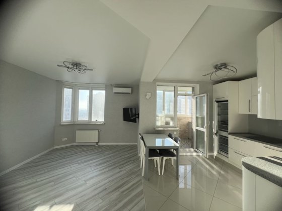 Продаж квартири 2к Лісовий Квартал Бровари Бровари