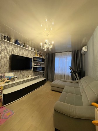 ПРАЦЮЄМО ПО ПРОГРАМАМ!! Продам 3-х кімнатну квартиру. - фото 1