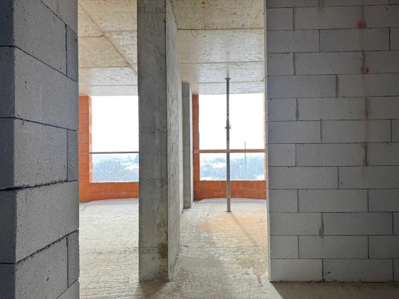 Видова 1-кім біля міського озера Ивано-Франковск