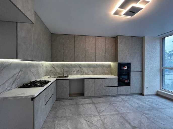 Терміновий продаж 2-кімнатної квартири бізнес-класу в ЖК Central Park - фото 1