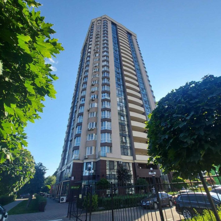 Продаж 2 кімнатної квартири  ЖК Зелений квартал  Торг - фото 1