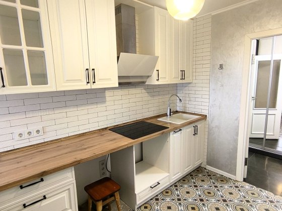 Продам 1но кімнатну квартиру з ремонтом ! Белая Церковь