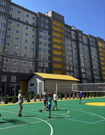 Велика двухкімнатна поруч школа 3 - фото 1