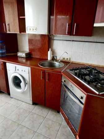 Продаж 3-х кімнатної квартири на Піщаному м-ві з Автономним опаленням - фото 1