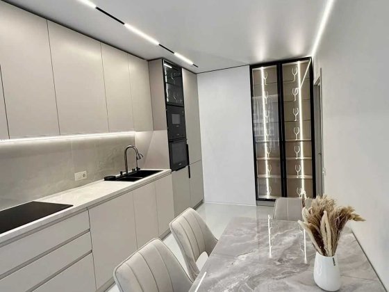 2 кімнатна квартира з ремонтом в центрі ЖК А5 Івано-Франківськ