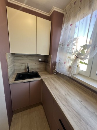 Квартира в центрі Бучі! 2 кімнати з гардеробом! Держпрограми! - фото 1