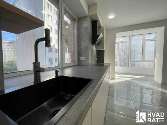 Продаж просторої 1-кім квартири із ремонтом у новобудові Івано-Франківськ