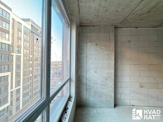 Продам 1-кімнатну квартиру з балконом у Парковій Алеї Івано-Франківськ