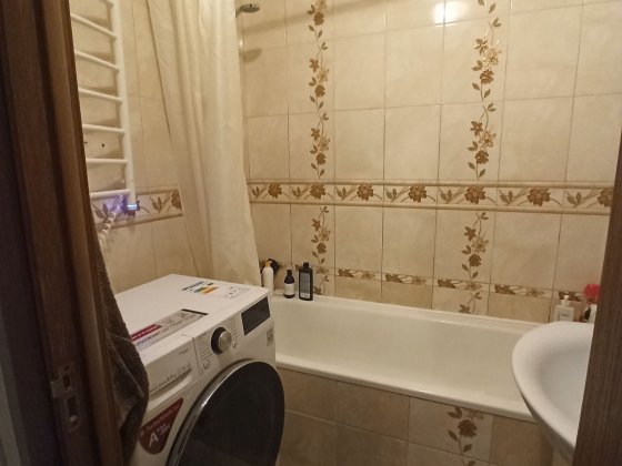 Продам простору  2 кімнатну квартиру  на Леваневського/Є-відновлення Біла Церква