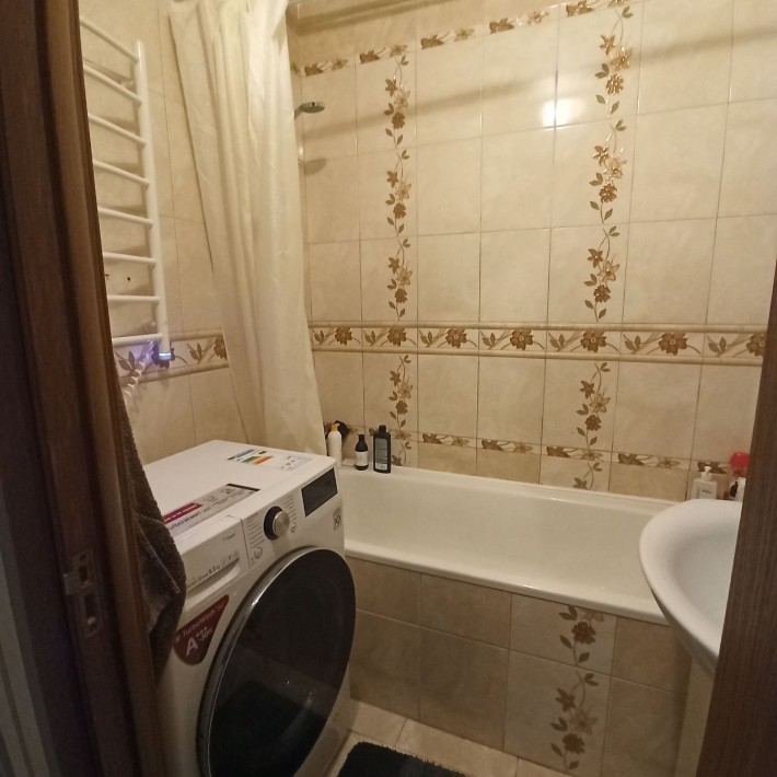 Продам простору  2 кімнатну квартиру  на Леваневського/Є-відновлення - фото 1