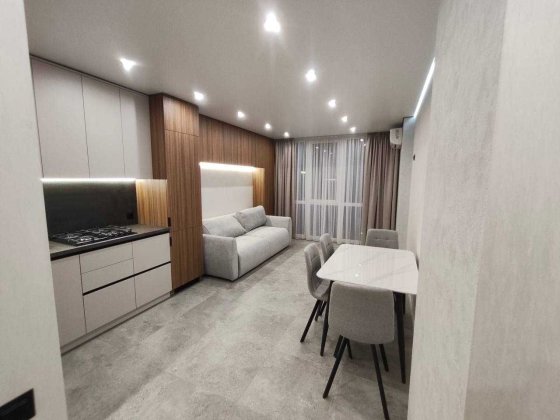 Продається простора 1 к.квартира з ремонтом - Паркова Алея! Ивано-Франковск