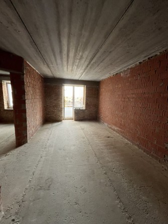 Шикарна 3 к в центрі Бучі за гарячою ціною - фото 1