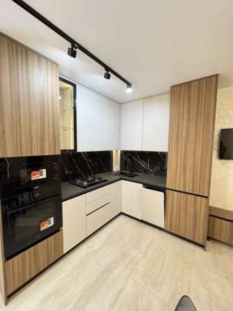 Продам 1 кімнатну біля озера,кухня-студія із індивід. газовим оп - фото 1