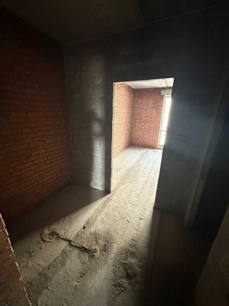 Продам Квартиру з балконом Опалення Газ - фото 1