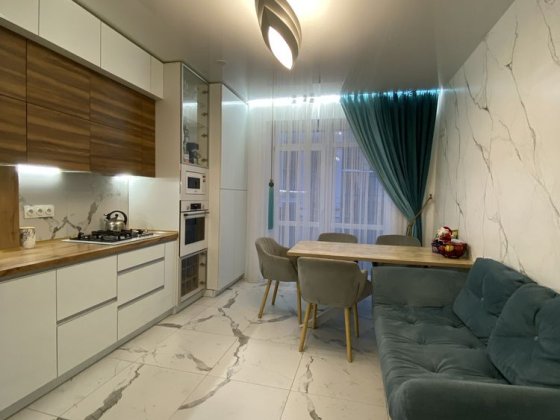 Продається світла 2-кімнатна квартира з ремонтом біля озера | ЖК Липки Ивано-Франковск