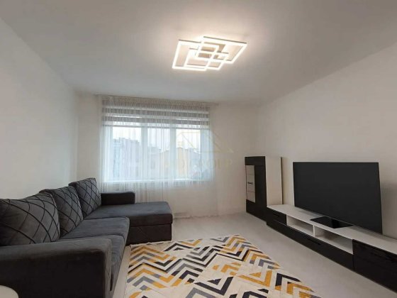 Продається 2к квартира в центрі, поруч  озеро. Івано-Франківськ