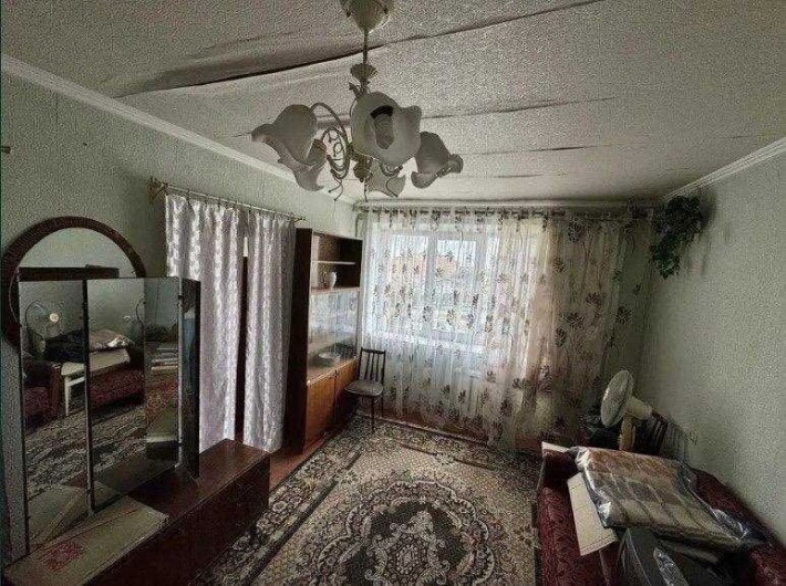 Продаж 4-кімнатної квартири - фото 1