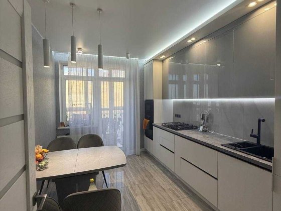 2к з ремонтом ,стильна ,все залишається,поруч парк Мама є інвертор! Ірпінь