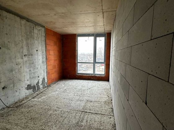 Продається 1 кім квартира поруч річка та озеро Івано-Франківськ