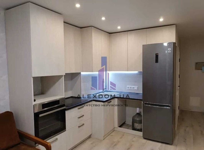 Продаж  1к квартири вул.  Симоненка 111. Бровари - фото 1