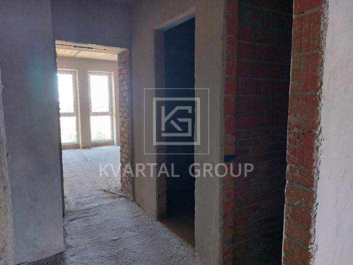 Продаж 2-кімнатної квартири в Бучі, ТОПОВА локація - фото 1