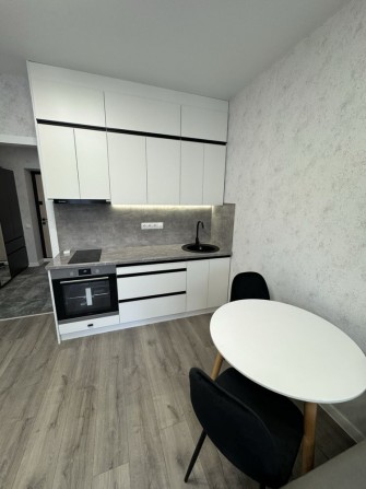 Без Комісії однокімнатна Квартира студія в ЖК Молодість 15хв до Києва - фото 1