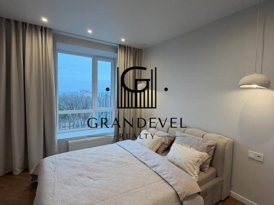 Продаж 1-кімнатної квартири з ремонтом, Нові Метри Center, Ірпінь Ирпень