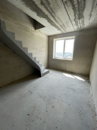 Терміновий продаж! Мін.оформл.!Вигідна ціна! Велика простора квартира! - фото 1