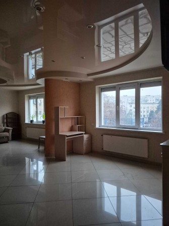 Продається "євродвушка" в центрі міста, по вул. М.Лагунової, 4б - фото 1