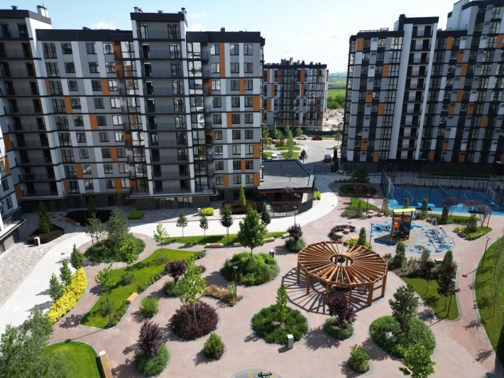 Продаж 2к квартир 65 м.кв. в ЖК Атмосфера РОЗСТРОЧКА - фото 1