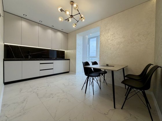 Продаю затишну 2кім квартиру з ремонтом Ивано-Франковск