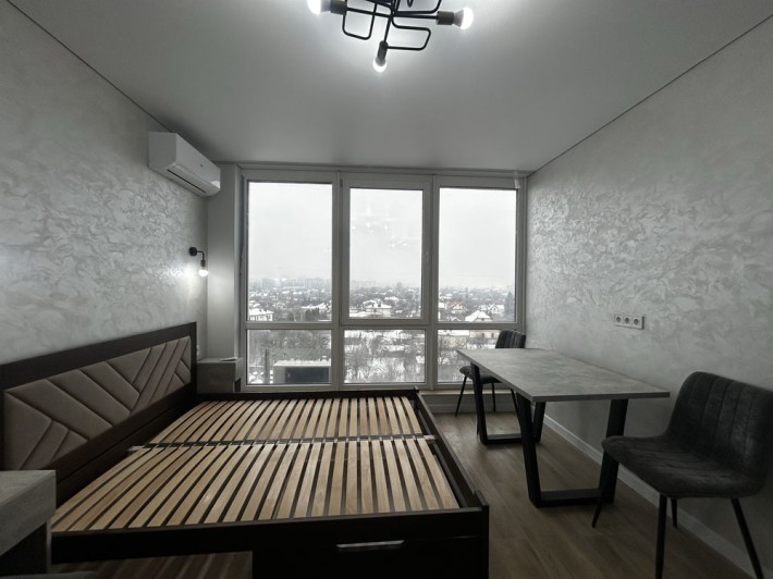 СМАРТ-квартира  біля ОЗЕРА у найпопулярнішому ЖК міста - фото 1