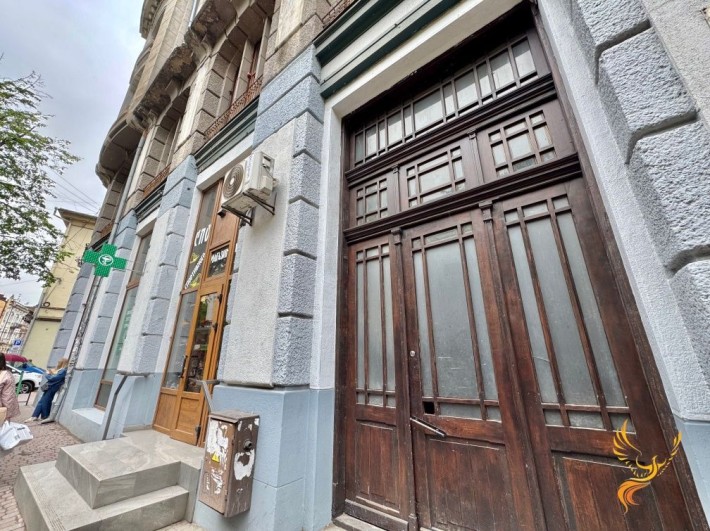 Квартира в самому центрі. Постанови ! - фото 1