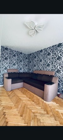 Терміново! 3кімнатна в центрі Бучі з коморою - фото 1