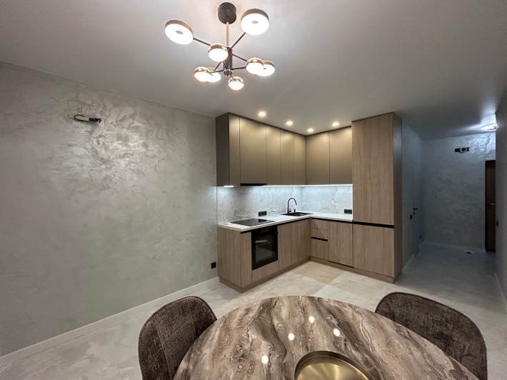 Власник Євро2к Меблі та техніка ЖК Сіті Парк - фото 1