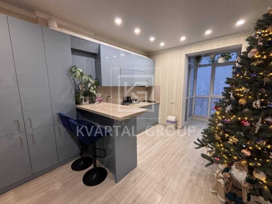 Версаль Парк велика однокімнатна квартира Ірпінь