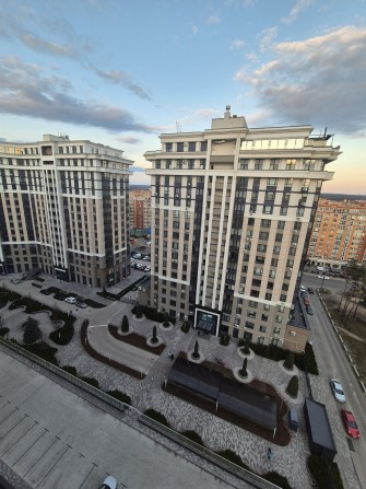 Продам 2х кімнатну квартиру в кращому комплексі міста - фото 1