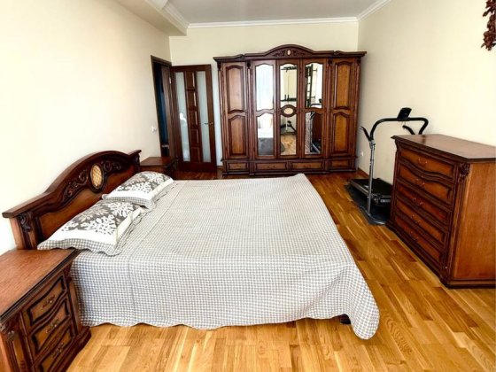 Продаж 3к квартира Центр Буча Буча