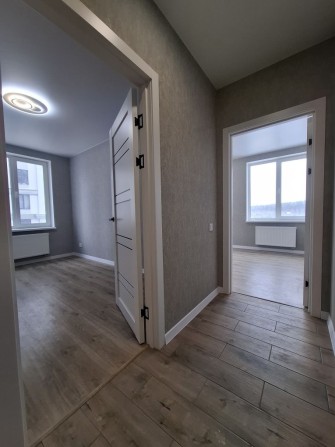 Нова Дво-кімнатна квартира з ремонтом вул Університетська - фото 1